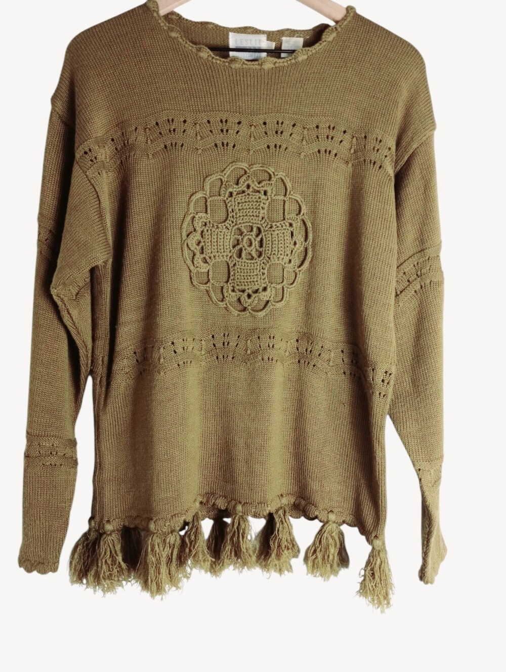 Leslie Fay Olive Crochet Medallion Tassel Crewneck Sweater Size Medium